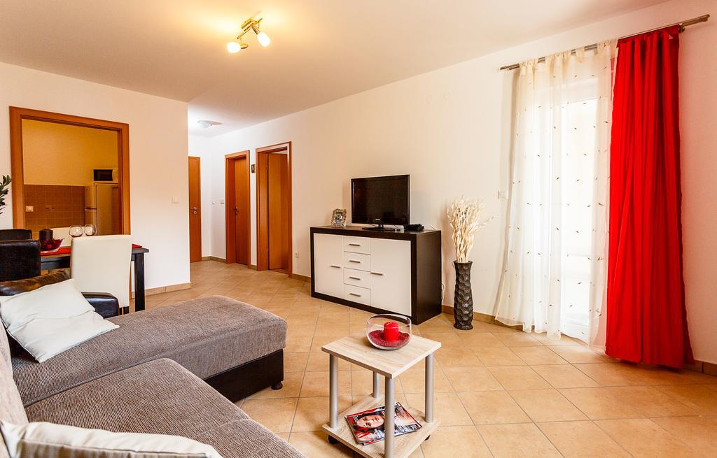 Apartments Mare & Mons Deluxe Malinska Kültér fotó